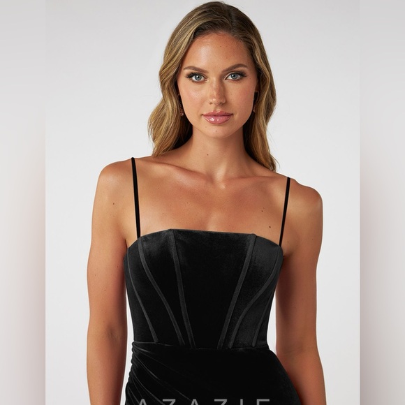 Azazie Larisa Velvet Dress Size 8/Medium Black Long Dress - Picture 5 of 16